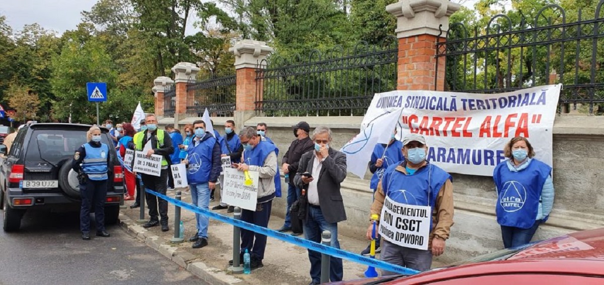 Miting în fața Ministerului de Justiție! Protestele sindicaliștilor continuă și astăzi