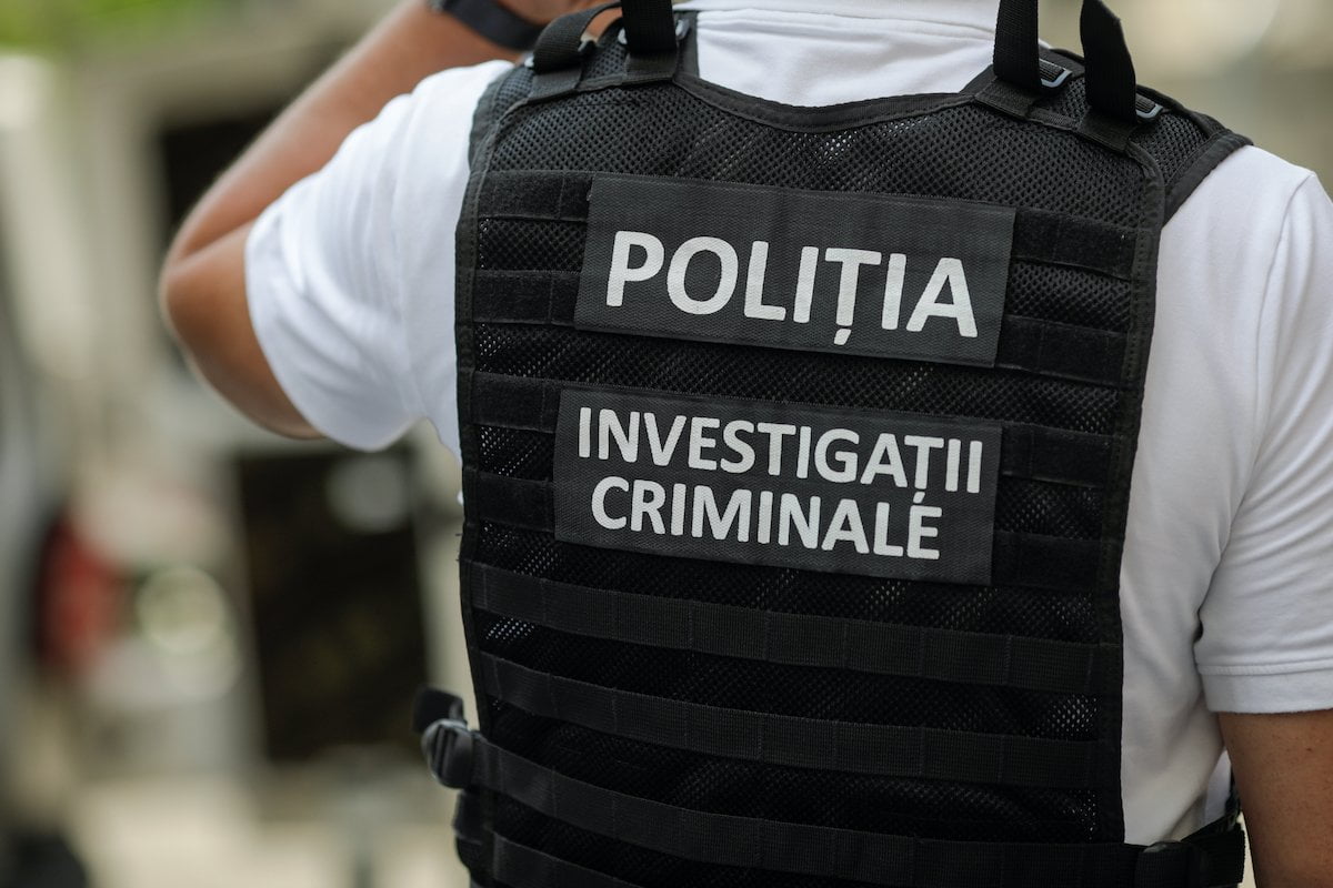 Tragedie la Sibiu. Victima a fost tranșată și aruncată în râu. Criminalul a recunoscut tot