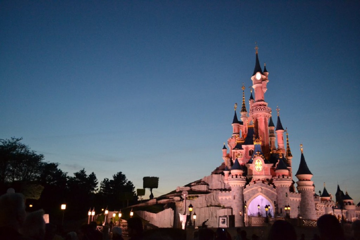 Anunțul a fost făcut! IATĂ când se redeschide Disneyland Paris