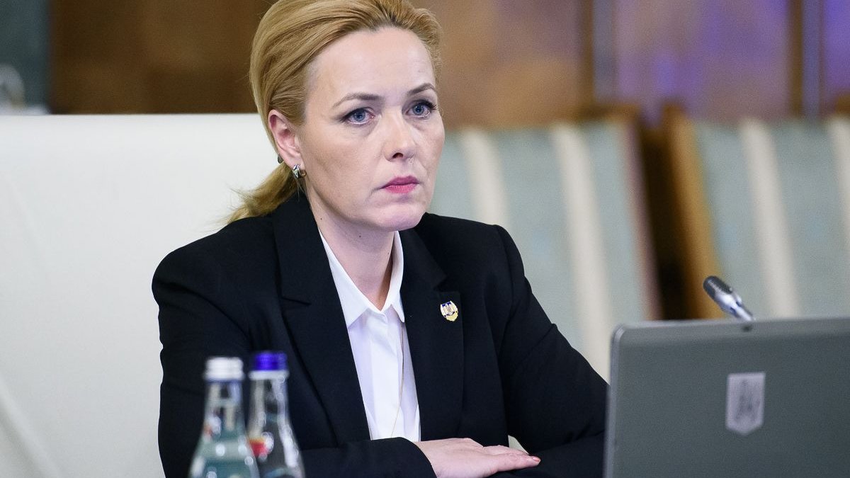 Carmen Dan, o teorie ciudată despre evenimentele din 10 august: Dăncilă i-a spus că Guvernul trebuie să plece, SRI n-a zis nimic