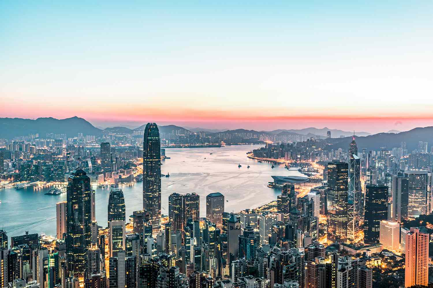 Experiențe inedite în Hong Kong. Ce nu trebuie să rateze turiștii